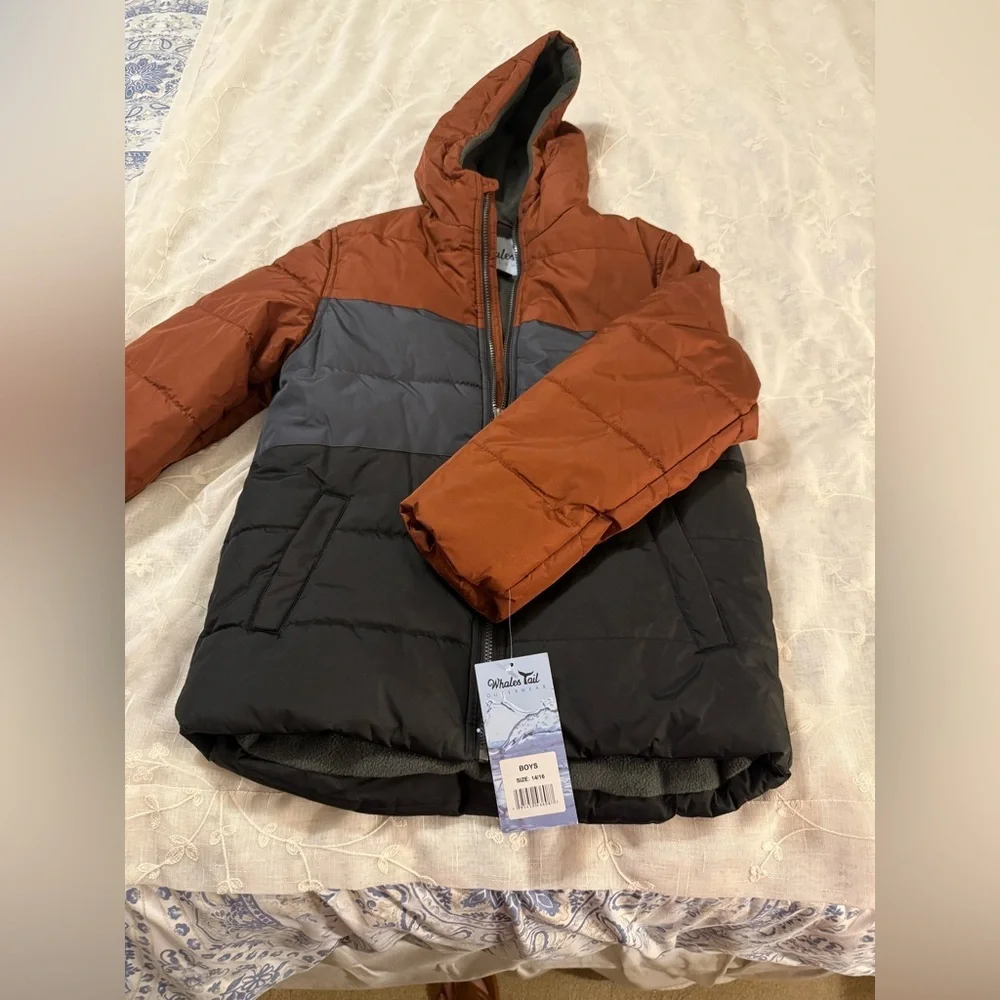 Whales Tail Youth Boy’s winter jacket , sz 14/16, NWT!